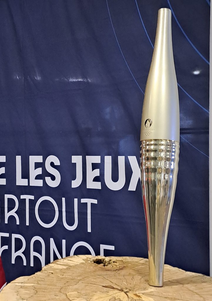 Copie de la torche du relais de la flamme du Loiret.