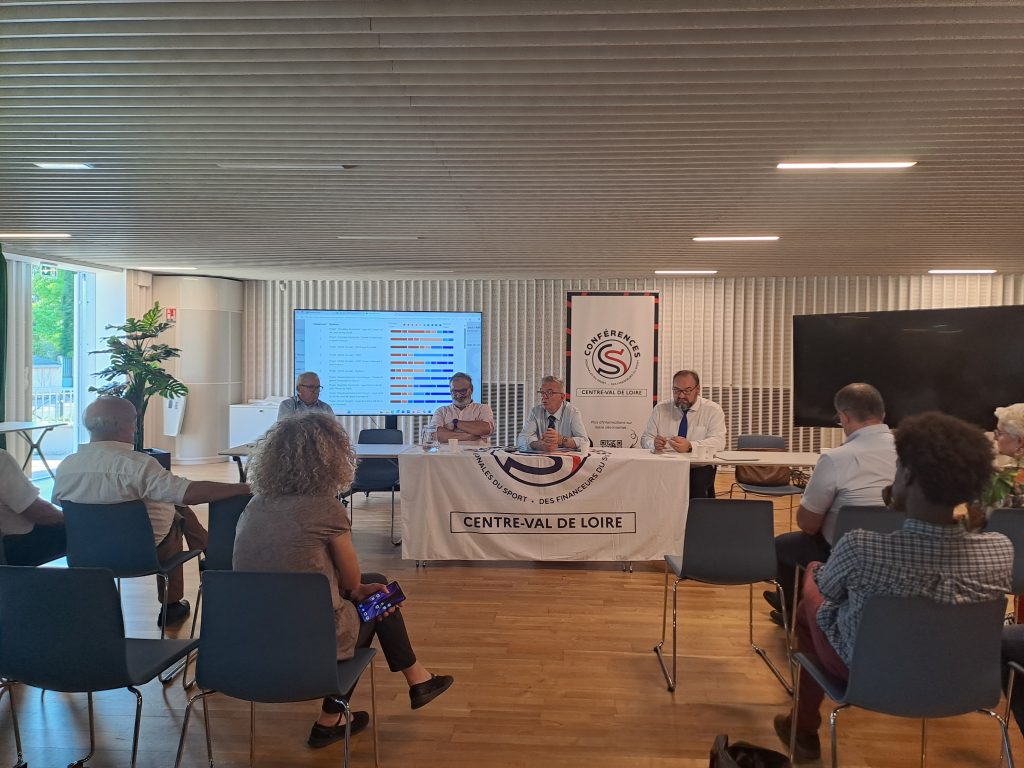 Assemblée plénière de la Conférence Régionale du Sport à Châteauroux. 