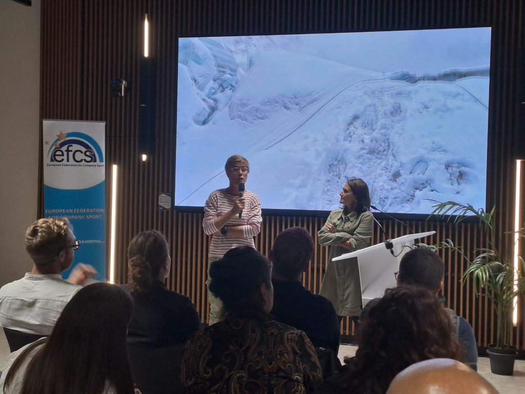 Delphine Chaigneau, professeure d'EPS,15e femme française à atteindre le sommet de l'Everest.