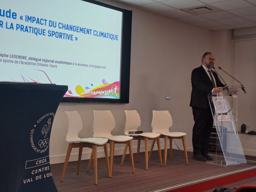 L'étude sur l'impact du changement climatique sur la pratique sportive a été commandée par la DRAJES Centre-Val de Loire.